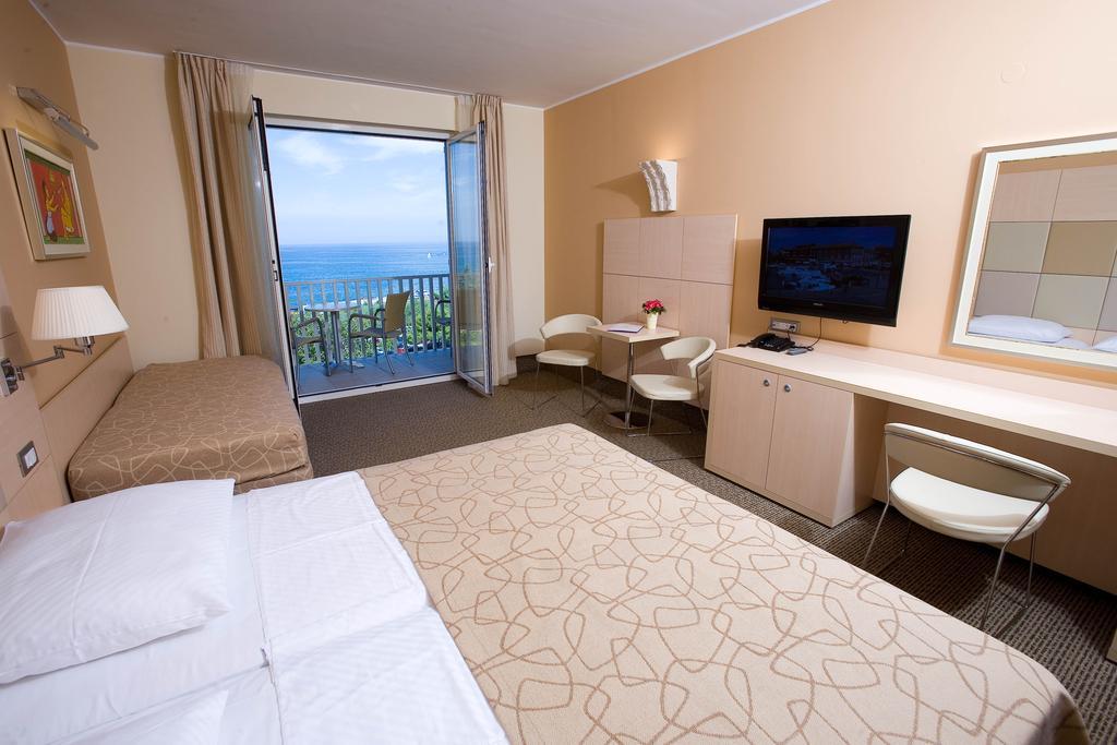 Hotel Mirta - San Simon Resort Izola Cameră foto